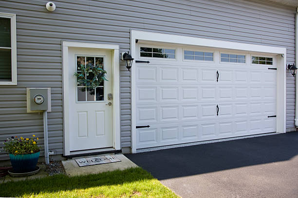 24/7 Emergency Garage Door Panel Replacement experts in Kihei, HI